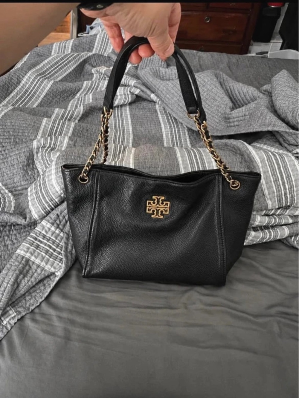 Tory Burch Britten Shoulder Bag with gold and leather chain